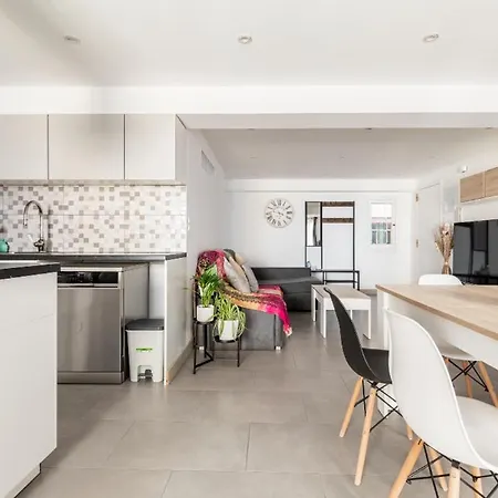 Privadas En Precioso Piso Compartido Homestay