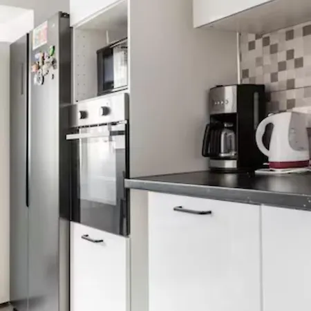 Homestay Privadas En Precioso Piso Compartido *
